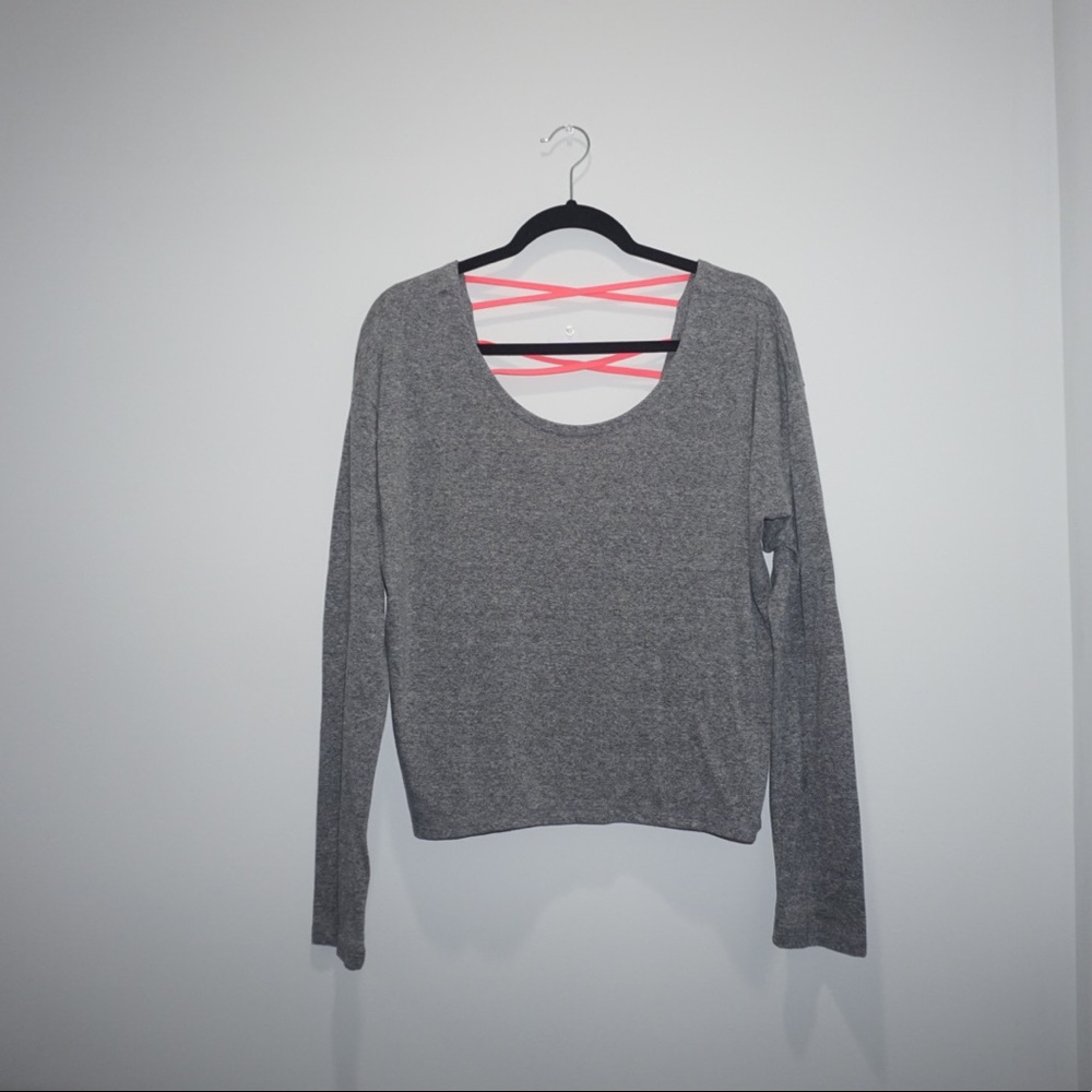 Cross back long sleve top